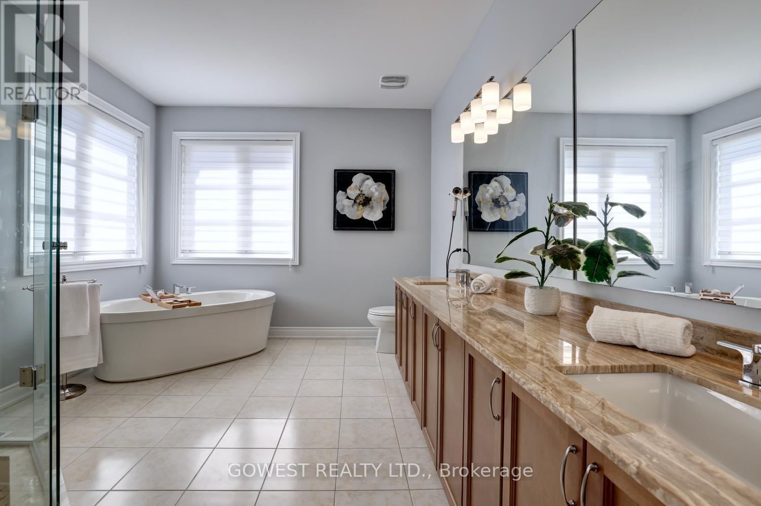14 Threshing Mill Boulevard, Oakville, ON photo 32