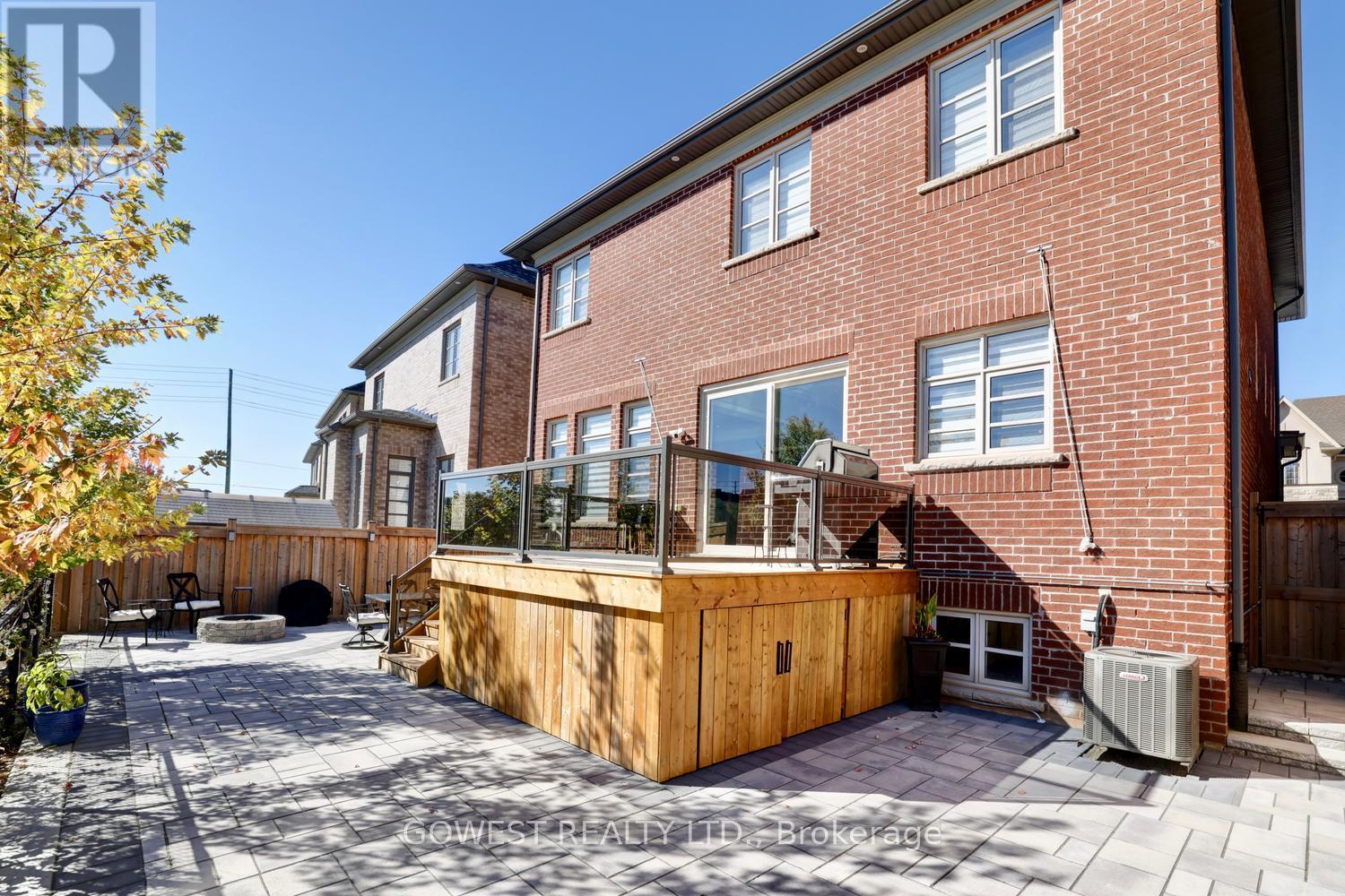 14 Threshing Mill Boulevard, Oakville, ON photo 40