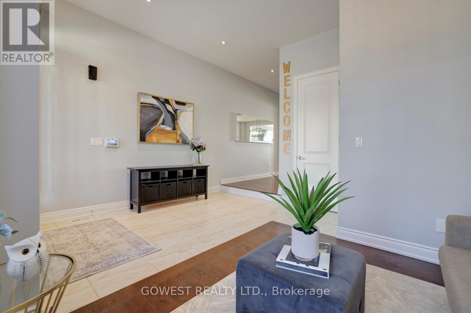 14 Threshing Mill Boulevard, Oakville, ON photo 7