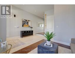 Bedroom 3 - 14 Threshing Mill Boulevard, Oakville, ON L6H0V7 Photo 7