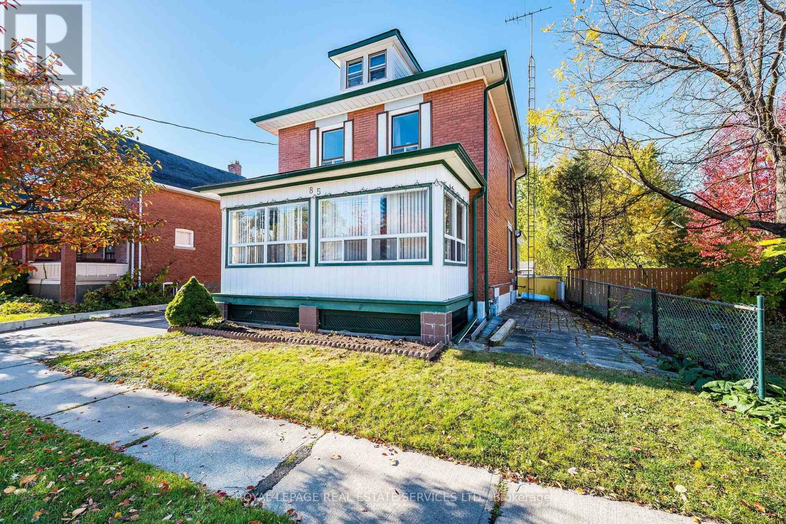 85 West Street, Brampton, ON photo 2