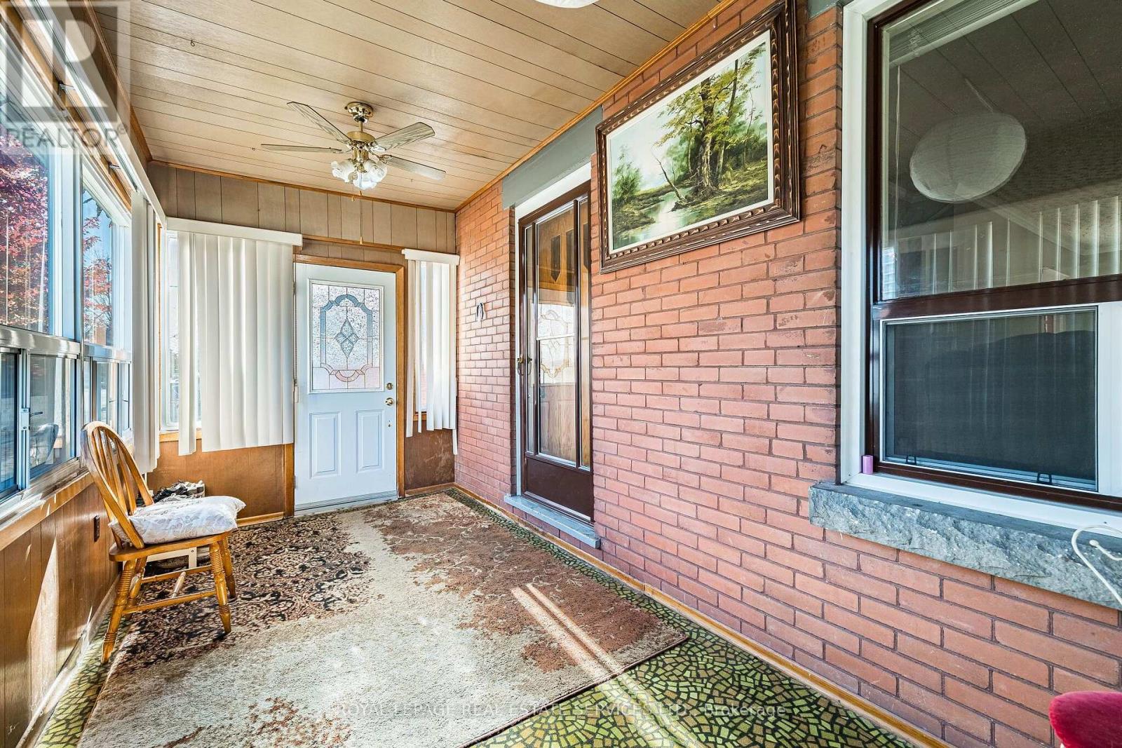 85 West Street, Brampton, ON photo 3