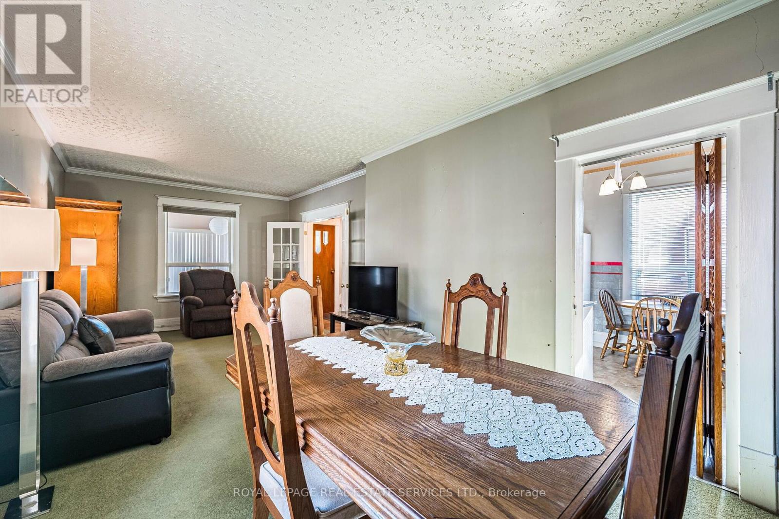 85 West Street, Brampton, ON photo 6