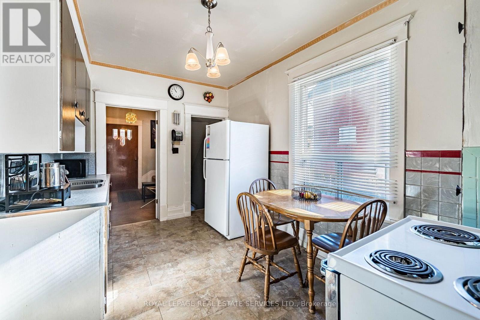 85 West Street, Brampton, ON photo 9