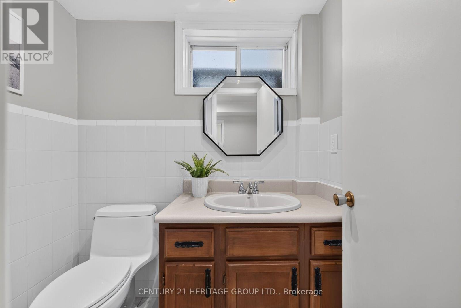 19 Meadowbrook Crescent, St. Catharines, ON photo 34