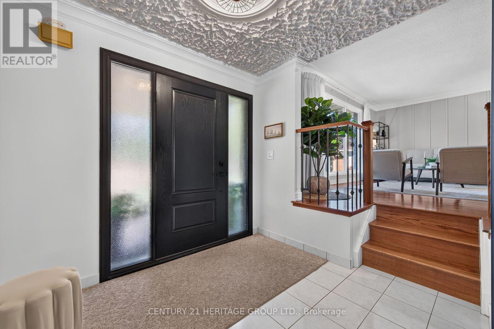 19 Meadowbrook Crescent, St. Catharines, ON photo 5
