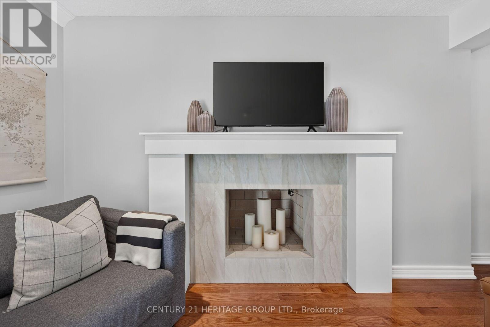 19 Meadowbrook Crescent, St. Catharines, ON photo 8