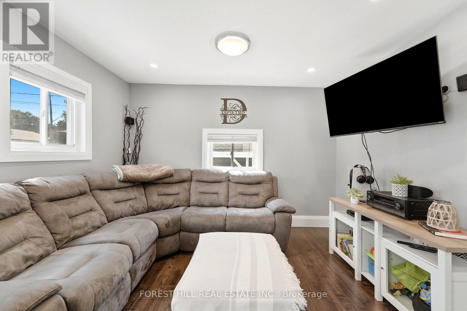 662 Cochrane Road, Hamilton, ON photo 6