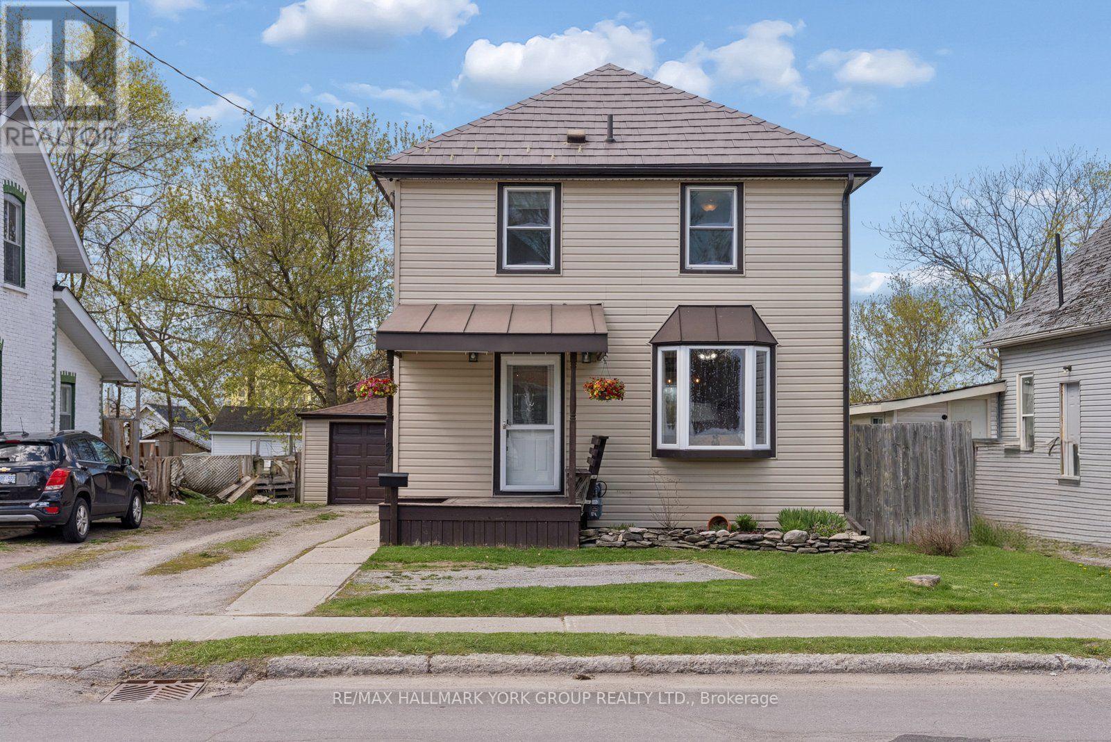 27 St Paul Street, Kawartha Lakes, ON photo 2