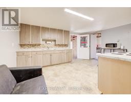 745 Binning Street W, North Perth, ON N4W1H3 Photo 12