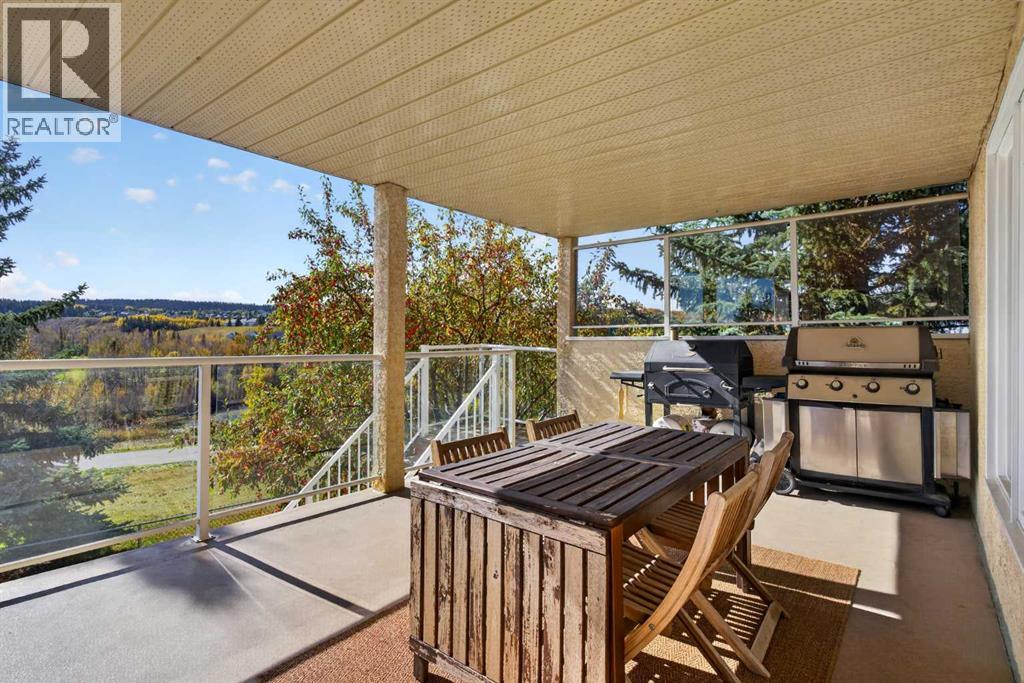38 West Mitford Crescent, Cochrane — photo 36