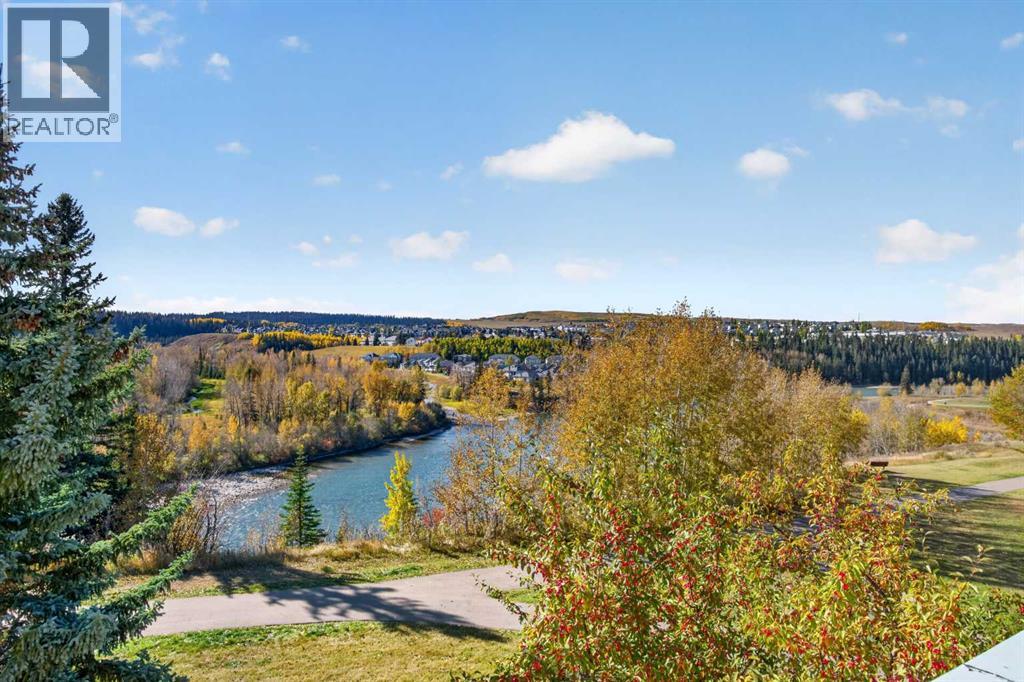 38 West Mitford Crescent, Cochrane — photo 24