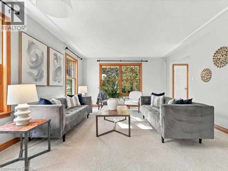 36 MAPLE HILL Drive - 12