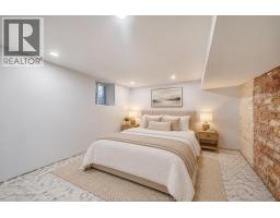 719 Victoria, Windsor, ON N9A4N3 Photo 38