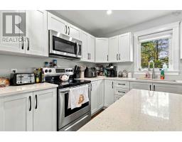 219 Winburn Avenue, Bridgewater, NS B4V9A4 Photo 12