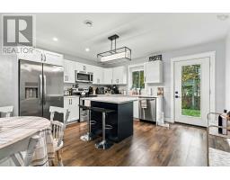 219 Winburn Avenue, Bridgewater, NS B4V9A4 Photo 14