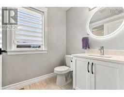 219 Winburn Avenue, Bridgewater, NS B4V9A4 Photo 18