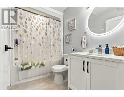 219 Winburn Avenue, Bridgewater, NS B4V9A4 Photo 29