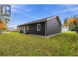 219 Winburn Avenue, Bridgewater, NS B4V9A4 Photo 32