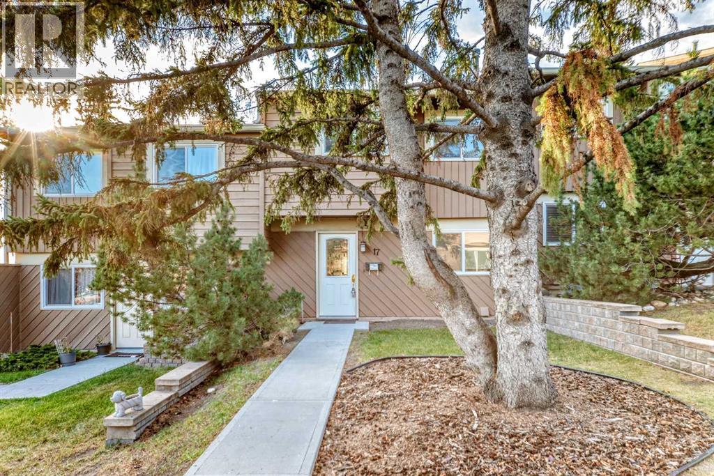 Photo of 17, 4940 39 Avenue SW, Calgary