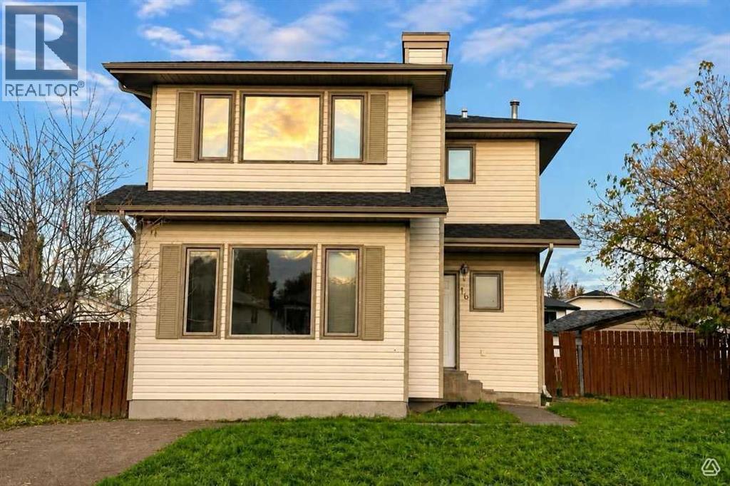 16 WOOD Drive, Whitecourt