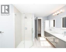 264 Maplehurst Drive, photo 10