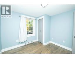 264 Maplehurst Drive, photo 12