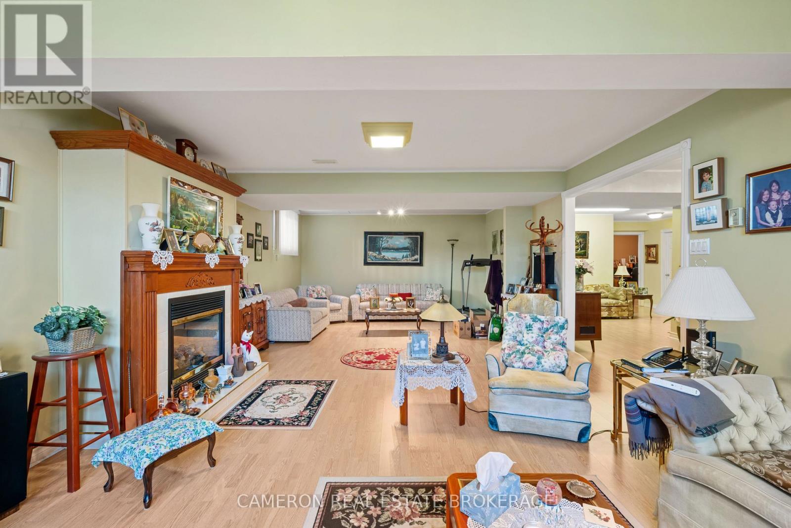 2053 CONCORDE AVENUE - 24