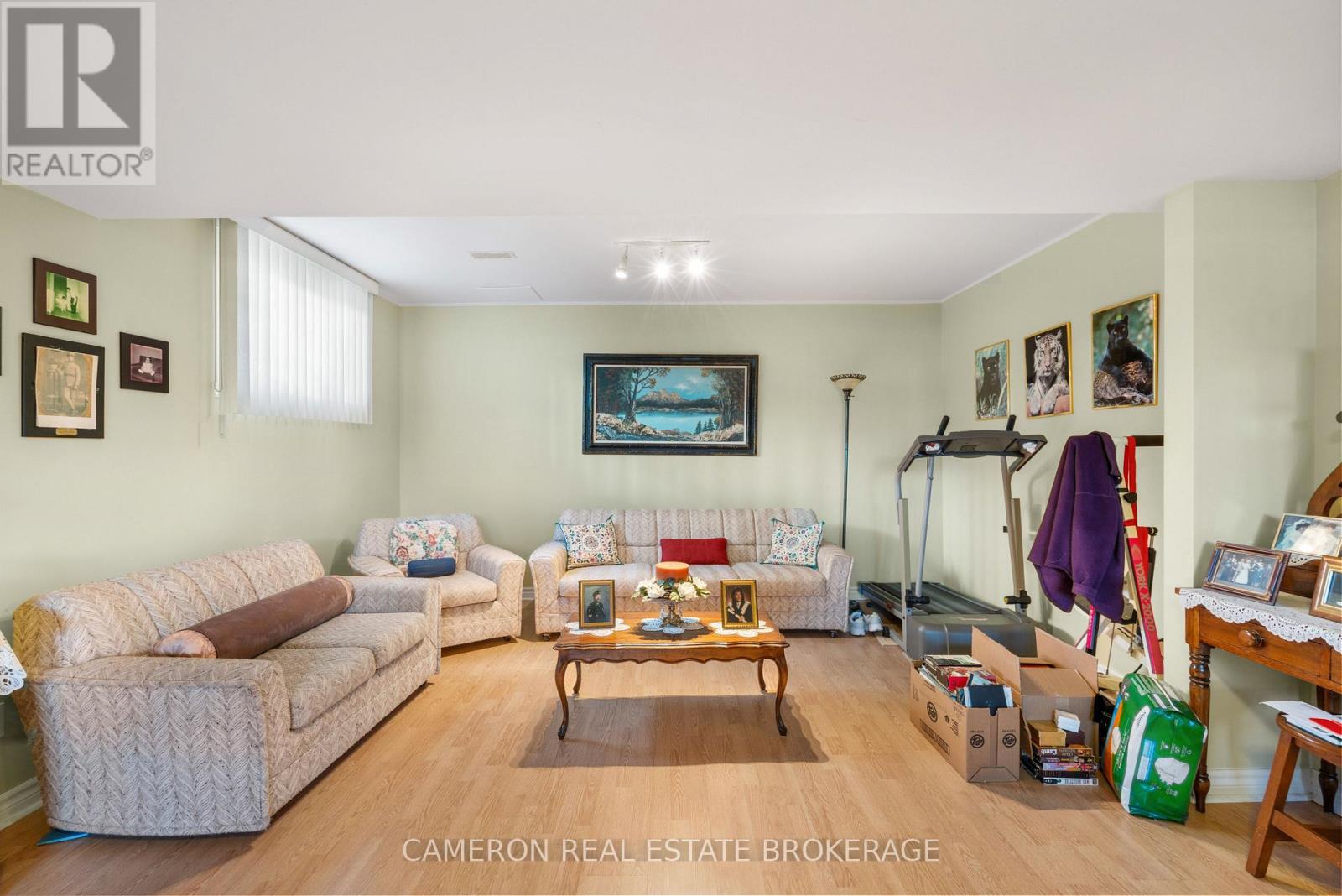 2053 CONCORDE AVENUE - 26