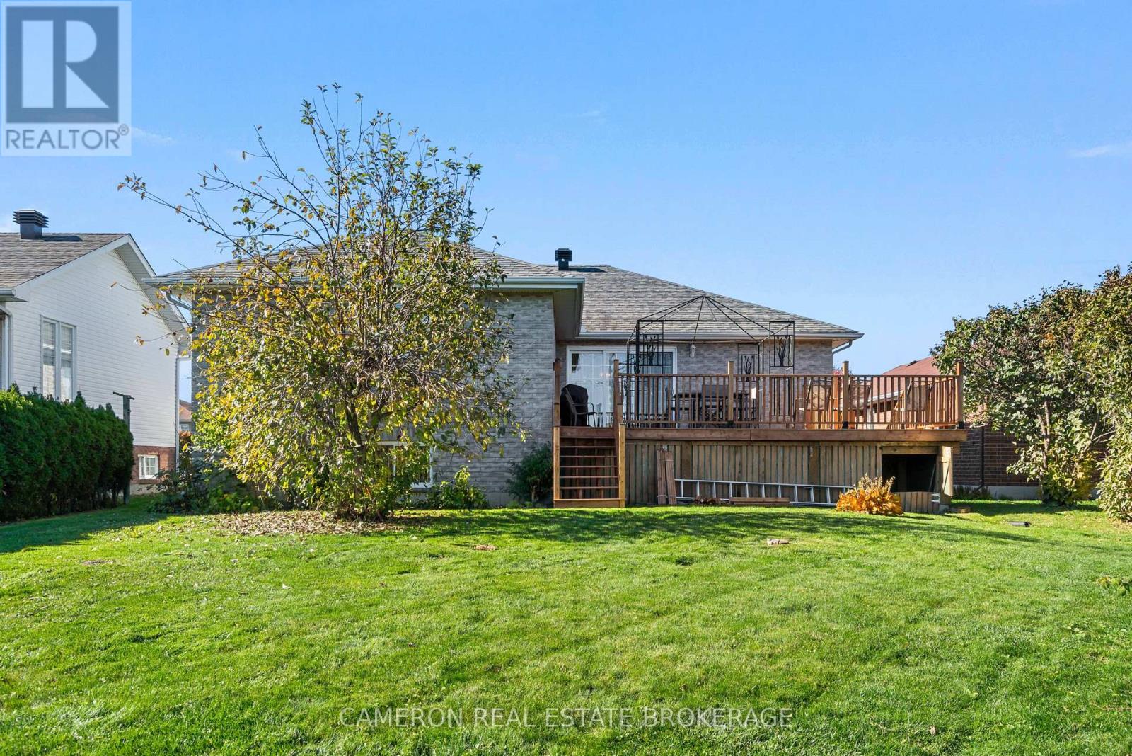2053 CONCORDE AVENUE - 33