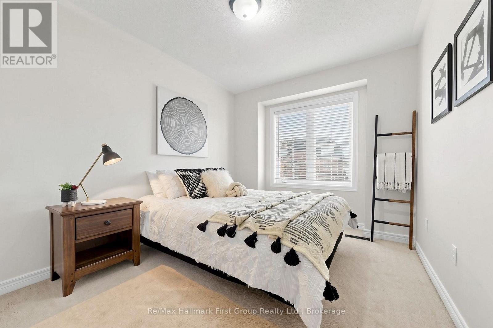 124 Kenneth Hobbs Avenue, Whitby, ON photo 34