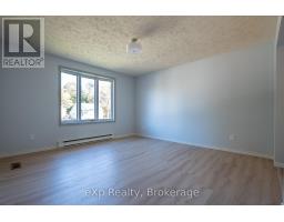 Bedroom - 745 7th Street A E, Owen Sound, ON N4K1K6 Photo 7