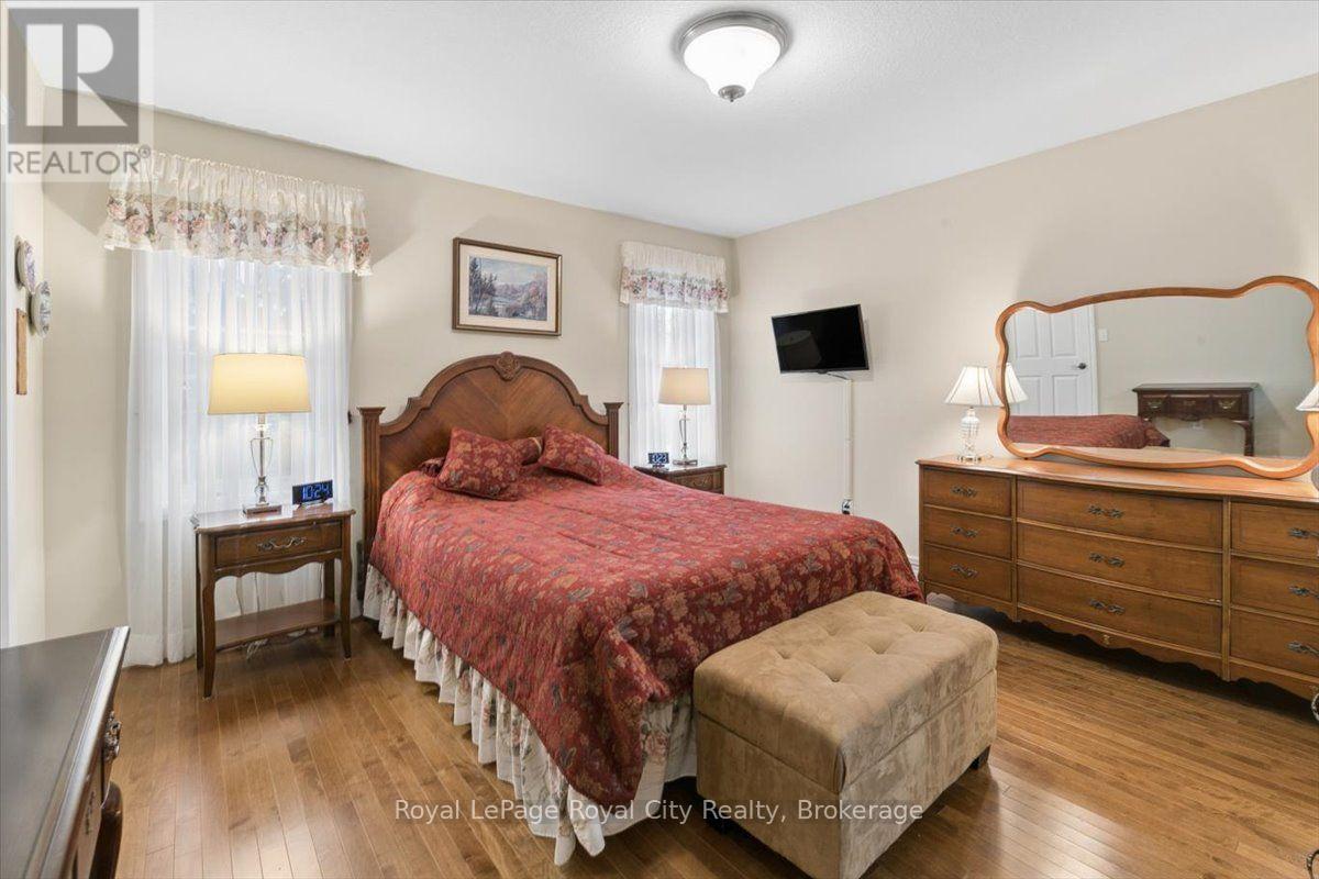 18 MULLIN DRIVE - 22