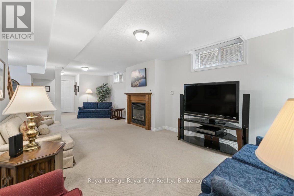 18 MULLIN DRIVE - 32