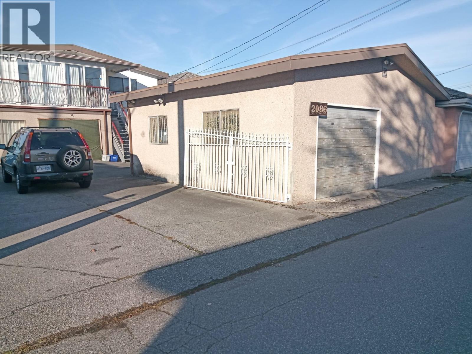 Photo of 2086 E 49TH AVENUE 23