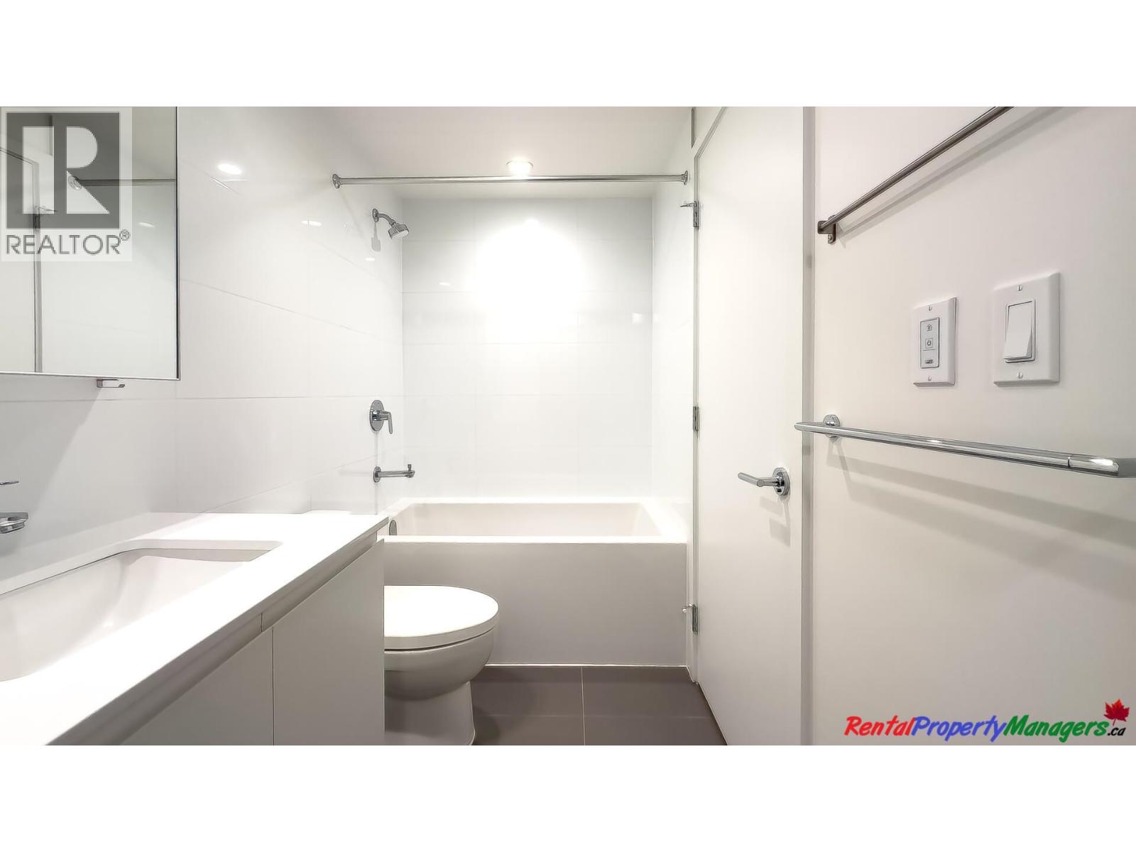 4302 3809 EVERGREEN PLACE, Burnaby - Image 1
