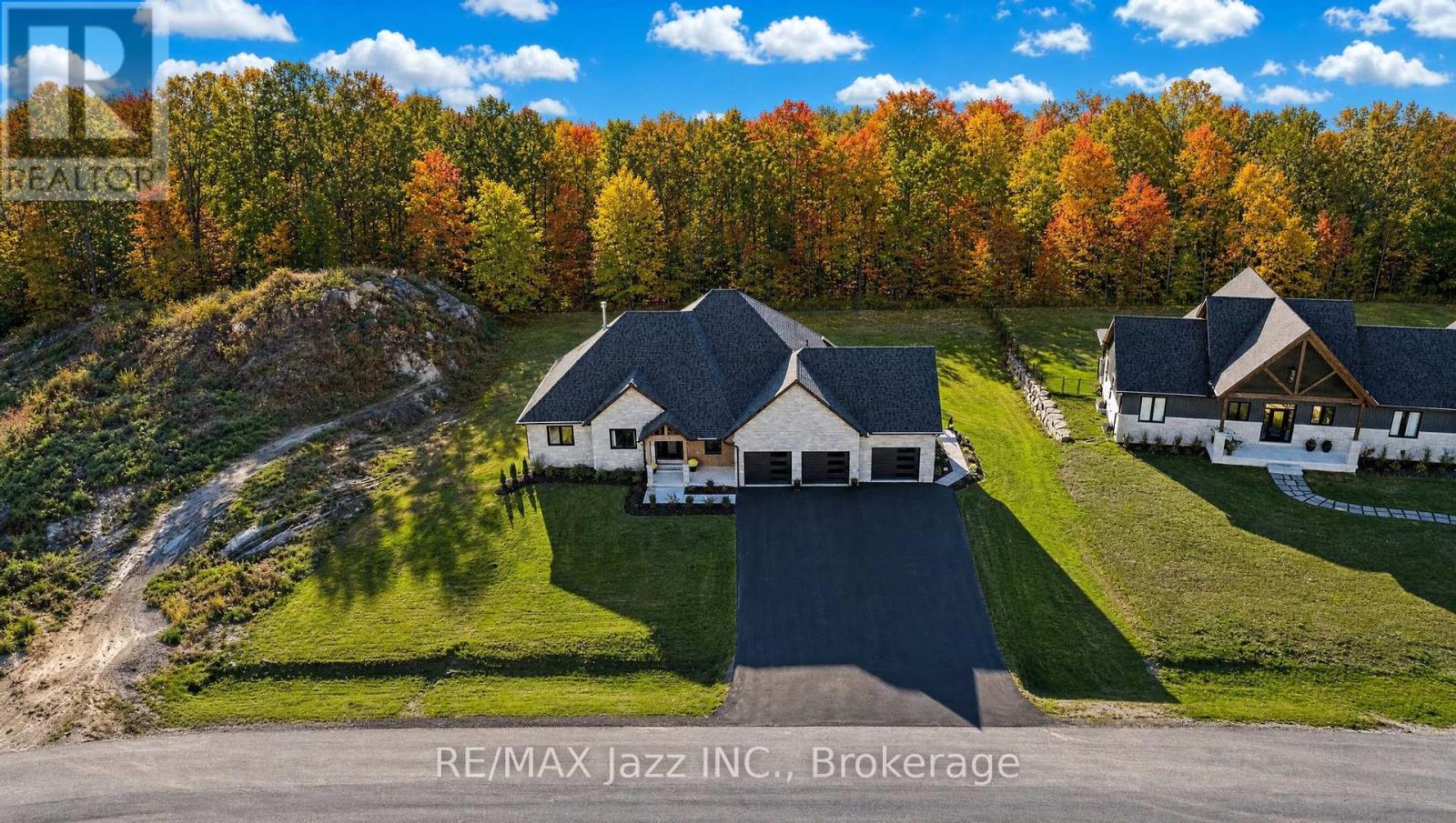 5432 Winfield Drive, Port Hope, ON photo 2