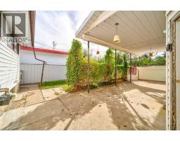 726 10 Avenue S, Lethbridge, AB T1K0A1 Photo 33