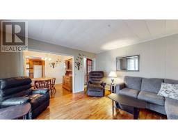 16 Irving Drive thumbnail 18