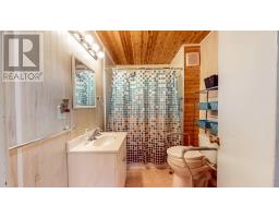 16 Irving Drive thumbnail 24