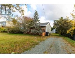 16 Irving Drive thumbnail 3