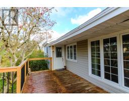 16 Irving Drive thumbnail 6