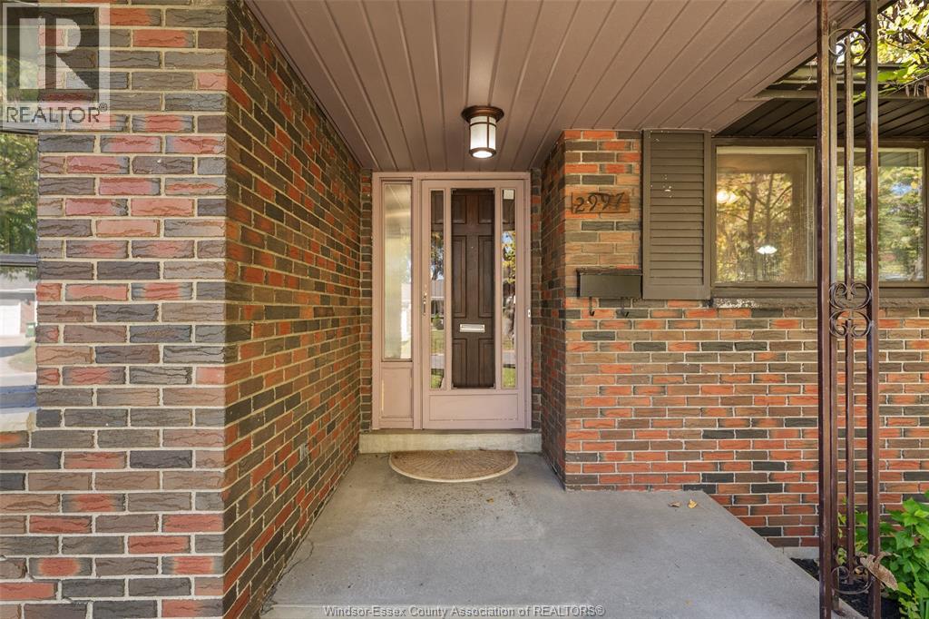 2997 ST PATRICK'S DRIVE, Windsor — photo 3