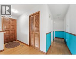 55 Monte Carlo Crescent, photo 9