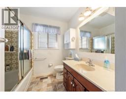55 Monte Carlo Crescent, photo 15