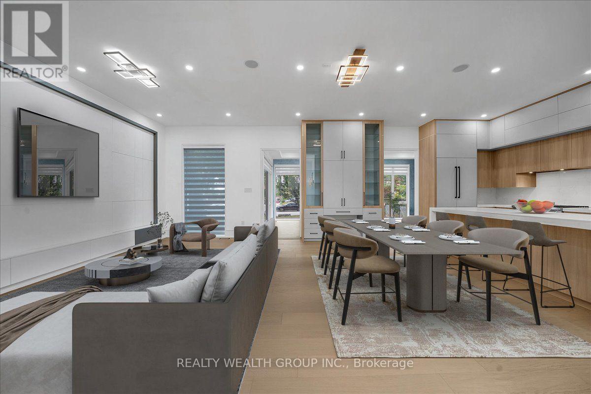 2 Kingsbury Crescent, Toronto, ON photo 10