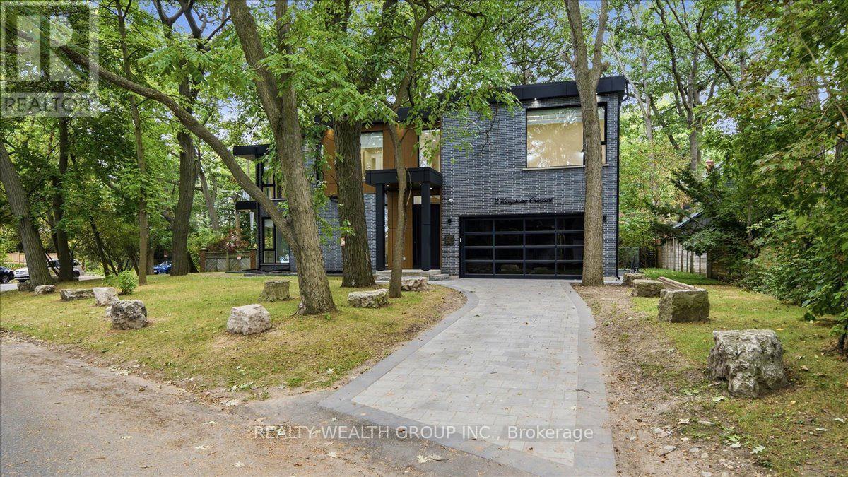 2 Kingsbury Crescent, Toronto, ON photo 3