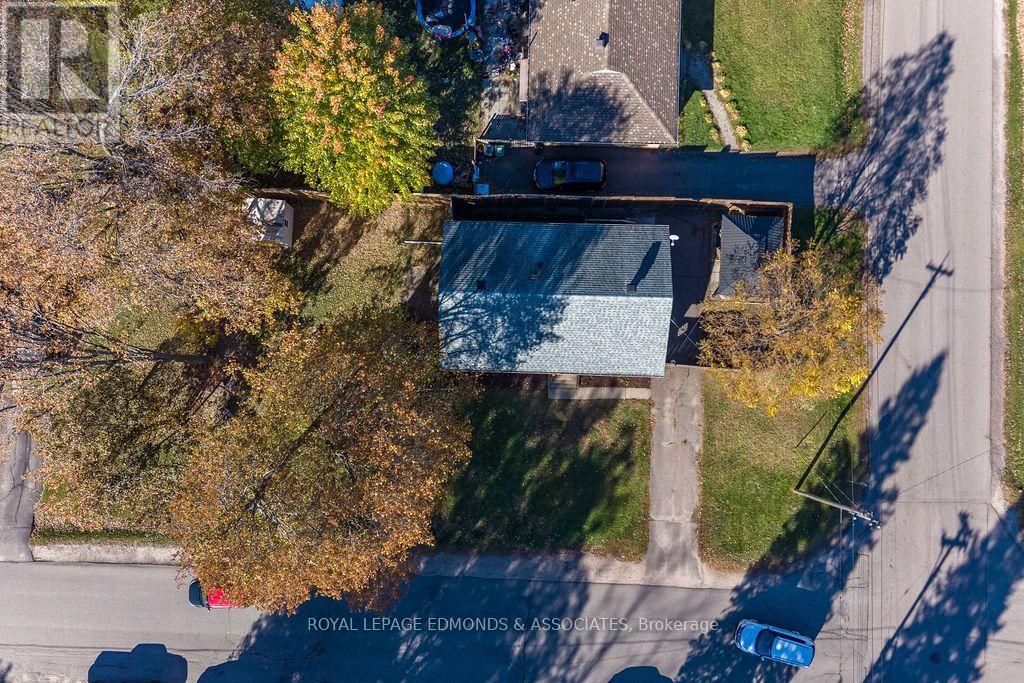 525 IRVING STREET - 37