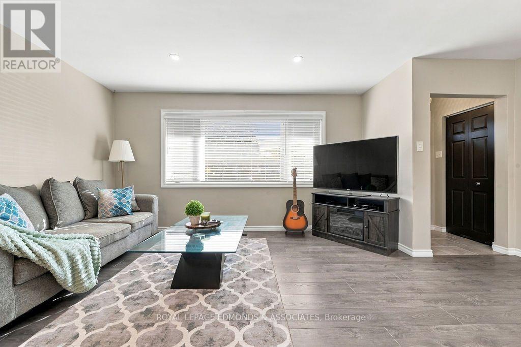 525 IRVING STREET - 6