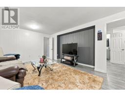 525 Irving Street, Pembroke, ON K8A2T8 Photo 25